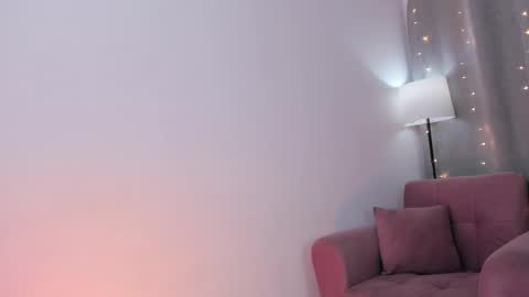 Snapshot of isabella_jones9 chatting on 03-13-26, 01:45 ISABELLA online show from 03-13-26, 01:45