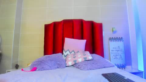 isabella montez online show from 01-25-25, 03:20