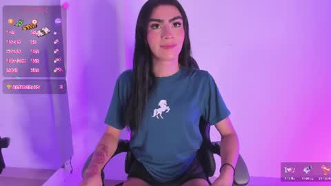 Isabella Moon9 online show from 06-18-26, 11:58