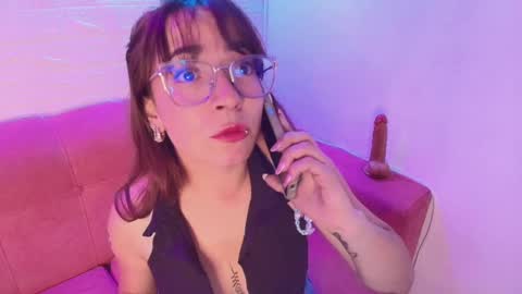 Isabella online show from 09-27-25, 05:45