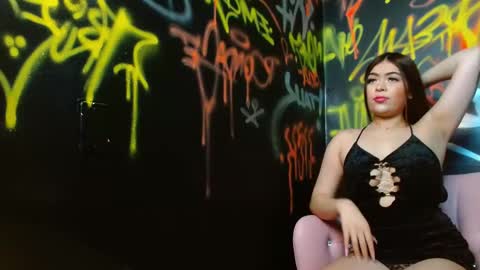 Snapshot of isabella_rose10 chatting on 10-22-25, 03:34 isabella_rose10 online show from 10-22-25, 03:34
