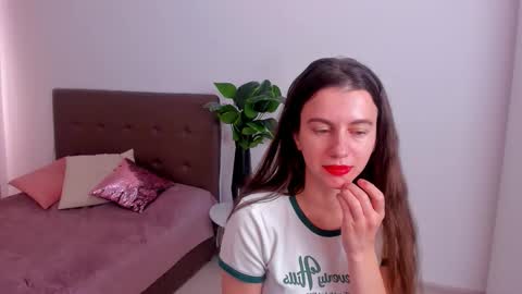 Isabella online show from 04-23-26, 03:14