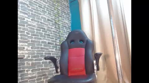 Snapshot of isabella_rosssi chatting on 09-14-25, 07:13 Isabella online show from 09-14-25, 07:13