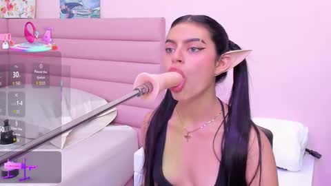 Snapshot of isabella_santos1 chatting on 02-27-25, 12:23 Isabella online show from 02-27-25, 12:23