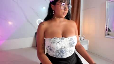 isabella zc online show from 09-09-25, 07:46