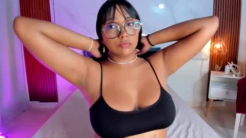 isabella zc online show from 11-14-25, 10:29