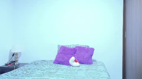 isabellaa_smith03 online show from 06-02-26, 07:54