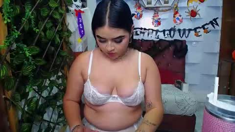 IsabellaaSweet online show from 10-22-25, 08:41