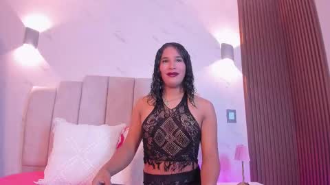 Snapshot of isabellaho1317 chatting on 11-09-25, 08:07 Isabella online show from 11-09-25, 08:07