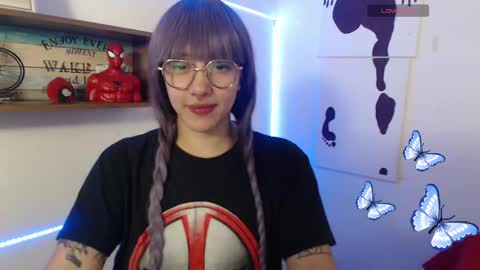 Snapshot of isabellakoff chatting on 03-07-25, 12:12 Tati - online show from 03-07-25, 12:12