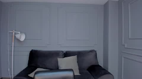 Isabella Kroft online show from 03-11-25, 07:14