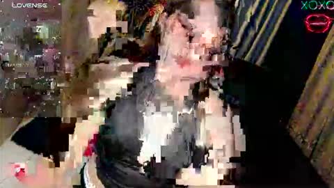 isabel online show from 05-12-26, 12:52