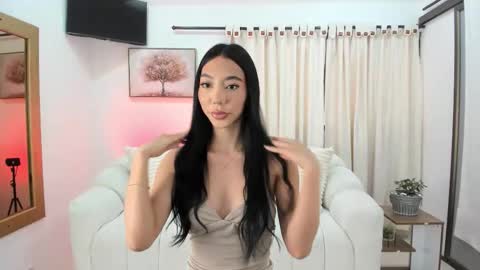 ISABELLA  online show from 02-11-26, 01:49