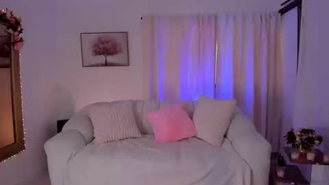 ISABELLA  online show from 03-11-26, 02:01
