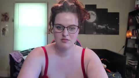 Snapshot of isabellamariedarcy chatting on 04-23-26, 08:00 isabellamariedarcy online show from 04-23-26, 08:00