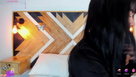 Isabella  online show from 09-17-25, 12:29