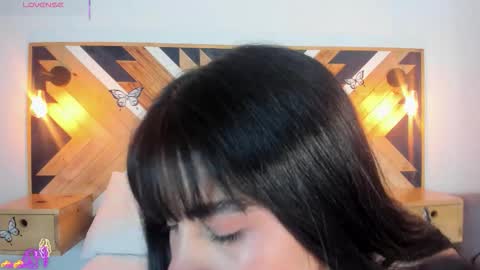 Isabella  online show from 09-19-25, 11:44