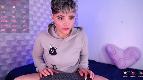 Snapshot of isabellamoutt chatting on 02-11-25, 02:24 Isabella Mout online show from 02-11-25, 02:24