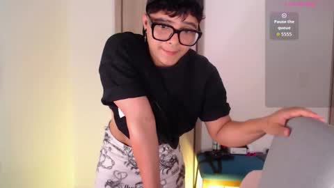 Isabella Mout  online show from 02-17-26, 06:03