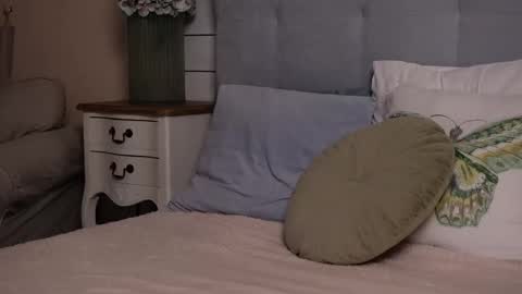 IsabellaMyst online show from 05-08-26, 08:14