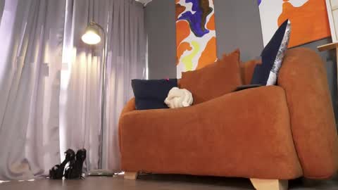Help me with your follow independent model isabela online show from 05-05-26, 08:28