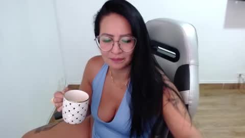 Isa online show from 02-19-26, 09:33