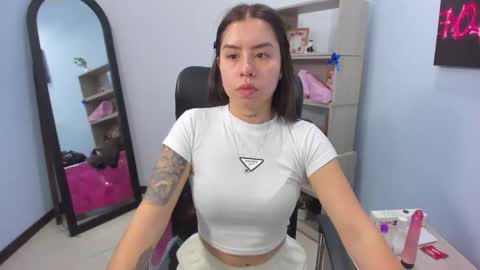 isebella online show from 05-19-26, 01:50