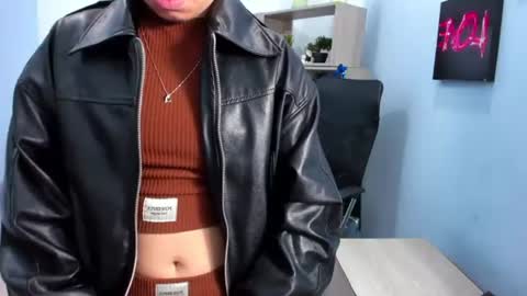 Snapshot of isabellasummer_ chatting on 06-29-26, 02:17 isebella online show from 06-29-26, 02:17