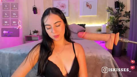   online show from 03-11-26, 04:18