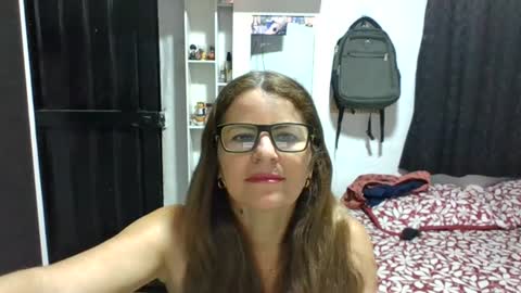 isabella online show from 08-03-26, 04:11