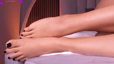 Isa  online show from 03-27-26, 08:26