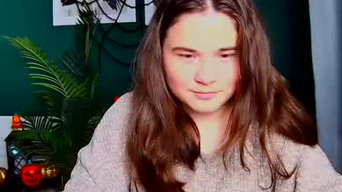 Snapshot of isabellcharm chatting on 11-01-25, 04:31 Isabell online show from 11-01-25, 04:31