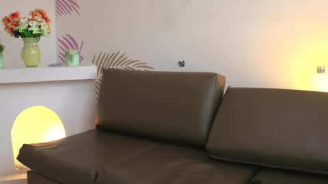   online show from 03-25-26, 12:44