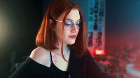Madame Isabelle online show from 01-29-25, 03:37