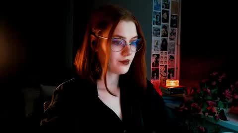 Madame Isabelle online show from 02-20-25, 04:57