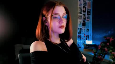 Madame Isabelle online show from 02-26-25, 05:39