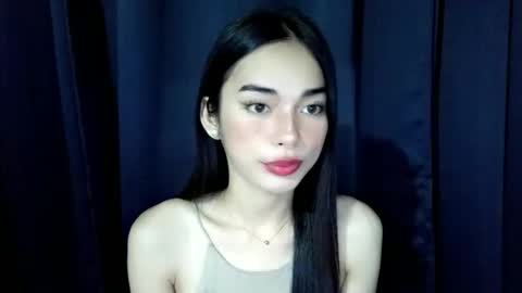 Snapshot of isabelle_willis chatting on 10-07-25, 10:45 Isabelle online show from 10-07-25, 10:45