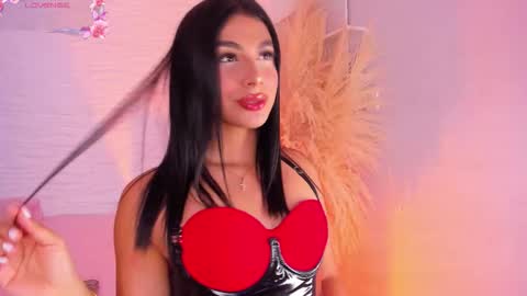 Snapshot of isabellefoxx chatting on 03-14-26, 11:43 Isa online show from 03-14-26, 11:43