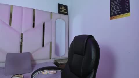 isabellrodriguez18 online show from 03-22-26, 03:54