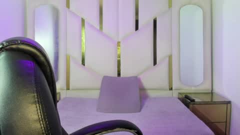 isabellrodriguez18 online show from 05-22-26, 03:57