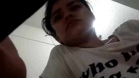 Snapshot of isabelprietoo chatting on 01-31-25, 05:09 Isa online show from 01-31-25, 05:09