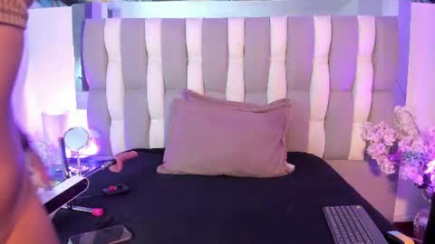 Isa online show from 06-13-26, 05:38