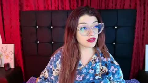 Snapshot of isaferrer06 chatting on 07-11-26, 06:16 Isabella Ferrer online show from 07-11-26, 06:16