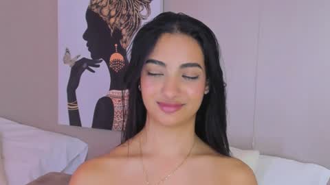 Isa Monroee  online show from 12-09-24, 10:52