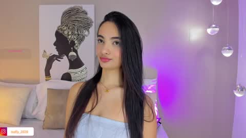Isa Monroee  online show from 02-07-25, 09:26
