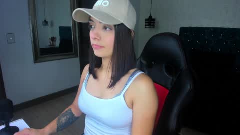 isabel  online show from 01-23-25, 10:54