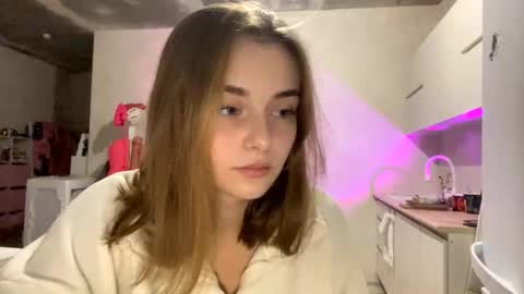 Issa online show from 11-18-25, 08:13