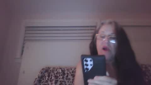 Iseestarz420 online show from 01-01-25, 05:54