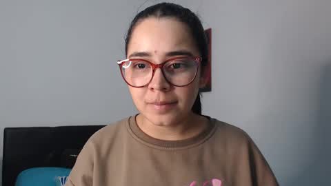 Emma online show from 03-11-25, 02:54