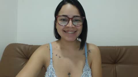 Emma online show from 09-10-25, 02:44